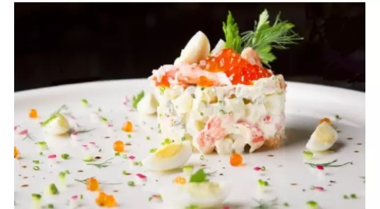  Салат оливье с мясом камчатского краба