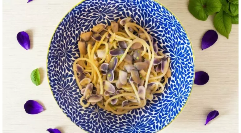 Spaghetti alla telline - спагетти с моллюсками